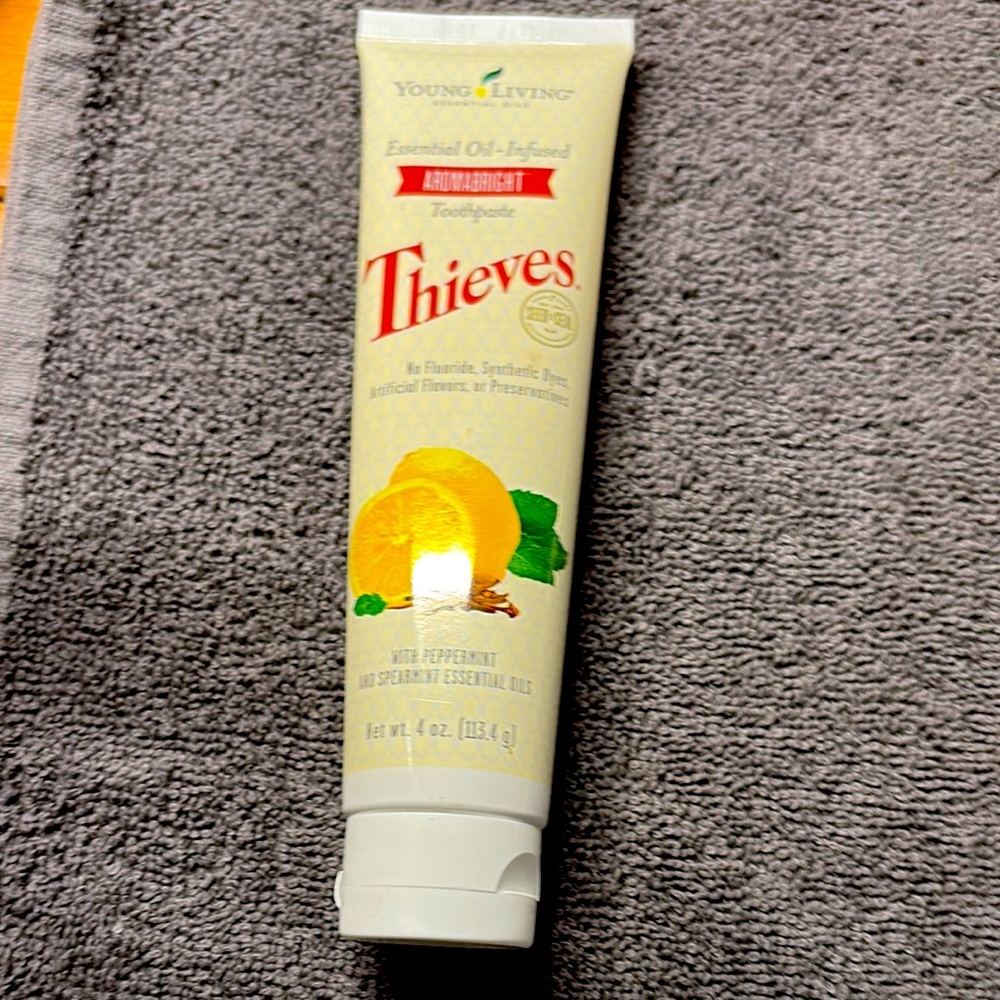 COPY - Young Living Thieves Toothpaste